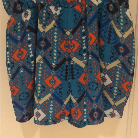 Patterned romper - Picture 3 of 3